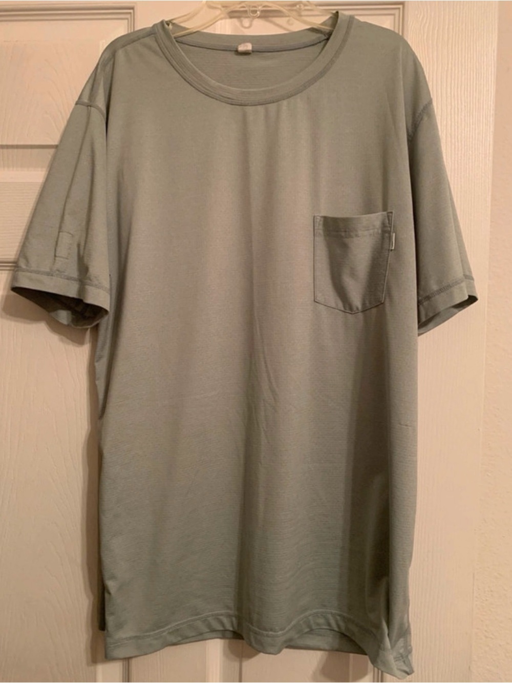 Men’s Vuori Pocket Tee